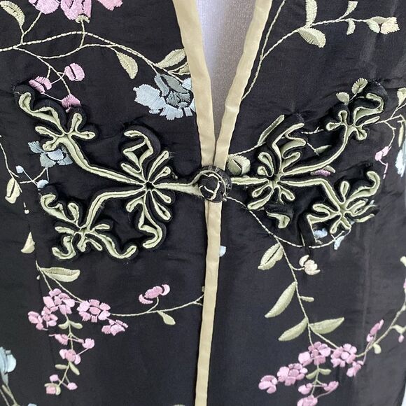Canton Bazaar SF CA 100% Silk Floral Embroidered Jacket - Picture 4 of 13